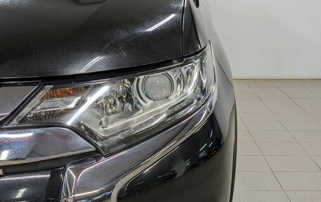 Mitsubishi Outlander III рестайлинг 3, 2016 год, 1 750 000 рублей, 17 фотография