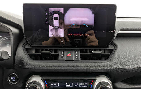 Toyota RAV4, 2023 год, 3 995 000 рублей, 17 фотография