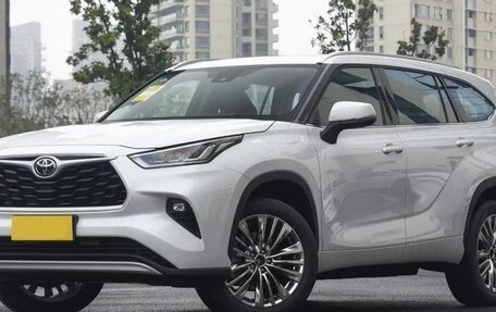 Toyota Highlander, 2025 год, 6 400 000 рублей, 1 фотография