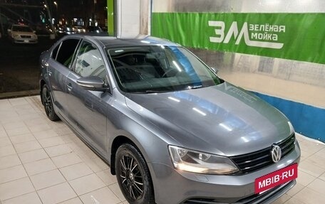 Volkswagen Jetta VI, 2015 год, 950 000 рублей, 3 фотография