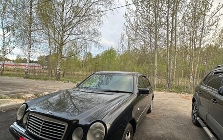 Mercedes-Benz E-Класс, 1998 год, 300 000 рублей, 2 фотография