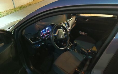 Hyundai Solaris II рестайлинг, 2017 год, 589 100 рублей, 4 фотография