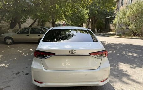 Toyota Corolla, 2023 год, 1 690 000 рублей, 5 фотография