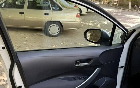 Toyota Corolla, 2023 год, 1 690 000 рублей, 11 фотография