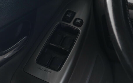 Toyota Land Cruiser Prado 120 рестайлинг, 2008 год, 2 589 000 рублей, 10 фотография