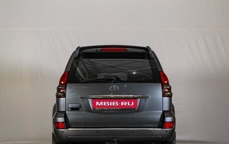 Toyota Land Cruiser Prado 120 рестайлинг, 2008 год, 2 589 000 рублей, 6 фотография