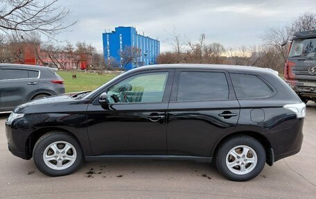 Mitsubishi Outlander III рестайлинг 3, 2013 год, 1 100 000 рублей, 5 фотография