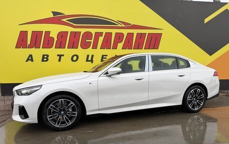 BMW 5 серия, 2025 год, 8 900 000 рублей, 1 фотография