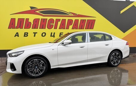 BMW 5 серия, 2025 год, 8 900 000 рублей, 4 фотография