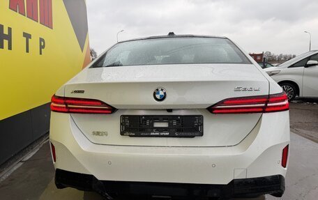 BMW 5 серия, 2025 год, 8 900 000 рублей, 13 фотография