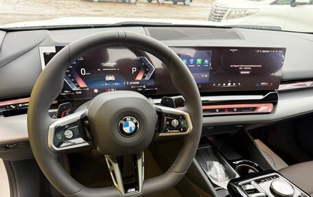 BMW 5 серия, 2025 год, 8 900 000 рублей, 20 фотография