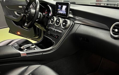 Mercedes-Benz C-Класс, 2017 год, 2 800 000 рублей, 25 фотография