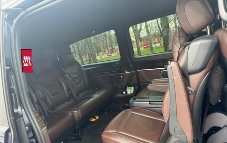 Mercedes-Benz V-Класс, 2018 год, 4 000 000 рублей, 7 фотография