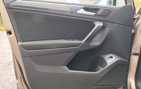 Volkswagen Tiguan II, 2019 год, 2 750 000 рублей, 33 фотография