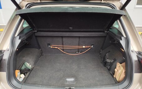 Volkswagen Tiguan II, 2019 год, 2 750 000 рублей, 35 фотография