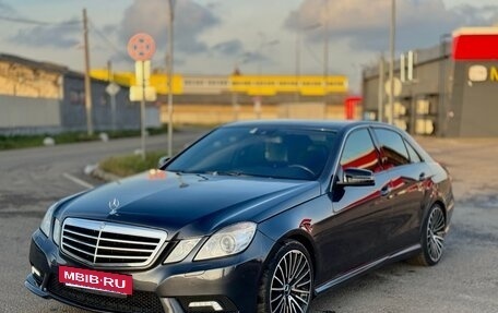 Mercedes-Benz E-Класс, 2011 год, 1 300 000 рублей, 13 фотография