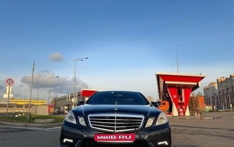 Mercedes-Benz E-Класс, 2011 год, 1 300 000 рублей, 6 фотография