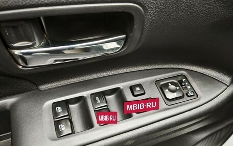 Mitsubishi Outlander III рестайлинг 3, 2017 год, 2 690 000 рублей, 12 фотография