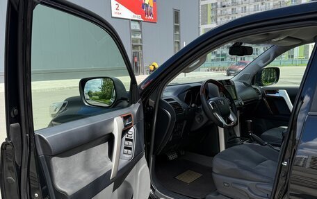 Toyota Land Cruiser Prado 150 рестайлинг 2, 2013 год, 3 100 000 рублей, 15 фотография