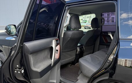 Toyota Land Cruiser Prado 150 рестайлинг 2, 2013 год, 3 100 000 рублей, 13 фотография