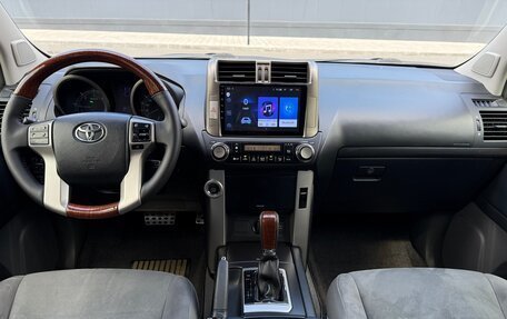 Toyota Land Cruiser Prado 150 рестайлинг 2, 2013 год, 3 100 000 рублей, 21 фотография