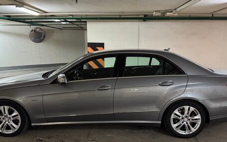 Mercedes-Benz E-Класс, 2009 год, 1 550 000 рублей, 4 фотография