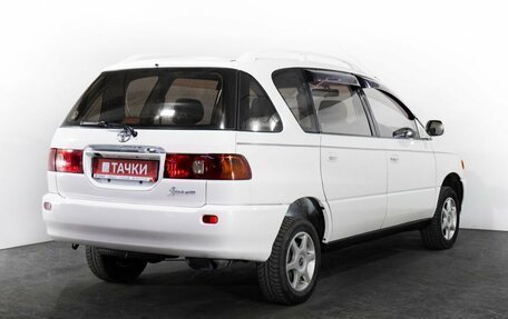 Toyota Ipsum II, 2000 год, 575 000 рублей, 3 фотография