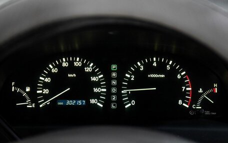 Toyota Ipsum II, 2000 год, 575 000 рублей, 10 фотография