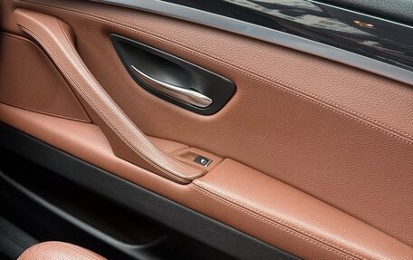 BMW 5 серия, 2015 год, 2 800 000 рублей, 16 фотография