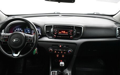 KIA Sportage IV рестайлинг, 2018 год, 1 985 000 рублей, 5 фотография