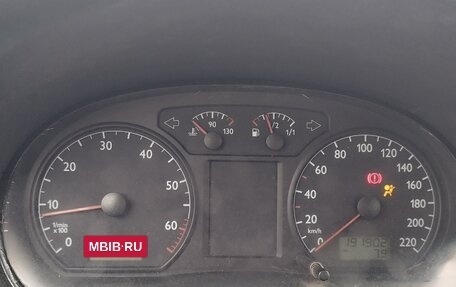 Volkswagen Polo IV рестайлинг, 2004 год, 300 000 рублей, 14 фотография