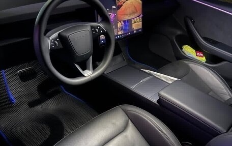 Tesla Model 3 I, 2023 год, 5 111 000 рублей, 3 фотография