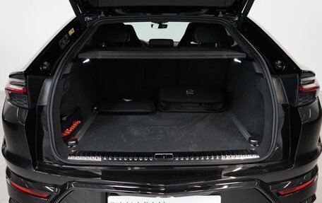 Lamborghini Urus I, 2025 год, 41 000 000 рублей, 12 фотография