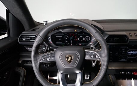 Lamborghini Urus I, 2025 год, 41 000 000 рублей, 16 фотография