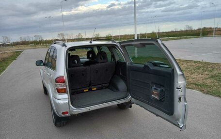 Toyota RAV4, 2003 год, 666 000 рублей, 5 фотография