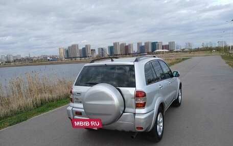 Toyota RAV4, 2003 год, 666 000 рублей, 4 фотография