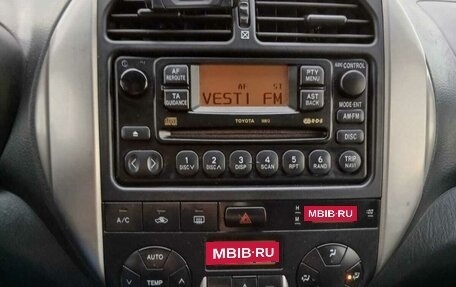 Toyota RAV4, 2003 год, 666 000 рублей, 10 фотография