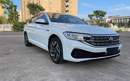 Volkswagen Jetta VII, 2024 год, 1 990 000 рублей, 2 фотография