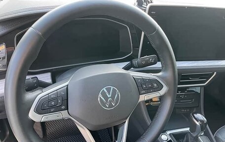 Volkswagen Jetta VII, 2024 год, 1 990 000 рублей, 10 фотография