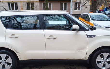 KIA Soul II рестайлинг, 2015 год, 950 000 рублей, 5 фотография