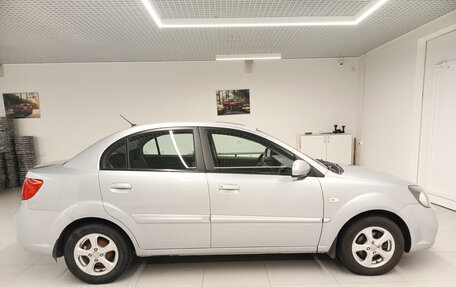 KIA Rio II, 2011 год, 585 000 рублей, 4 фотография