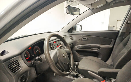 KIA Rio II, 2011 год, 585 000 рублей, 16 фотография