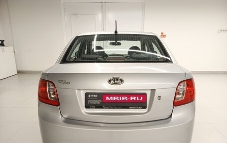 KIA Rio II, 2011 год, 585 000 рублей, 6 фотография