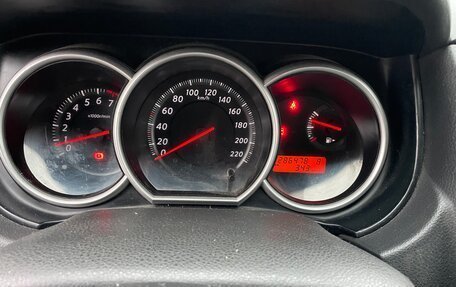 Nissan Tiida, 2013 год, 700 000 рублей, 15 фотография