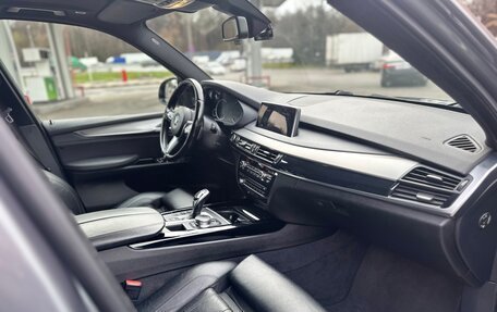 BMW X5, 2018 год, 4 500 000 рублей, 10 фотография