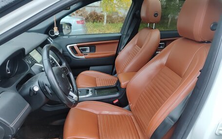 Land Rover Discovery Sport I рестайлинг, 2015 год, 2 650 000 рублей, 15 фотография