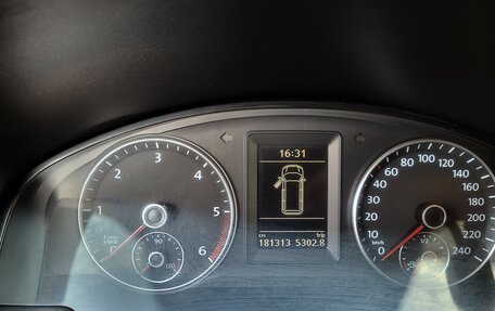 Volkswagen Caravelle T5, 2012 год, 2 000 000 рублей, 11 фотография