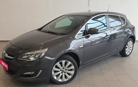 Opel Astra J, 2013 год, 900 000 рублей, 1 фотография