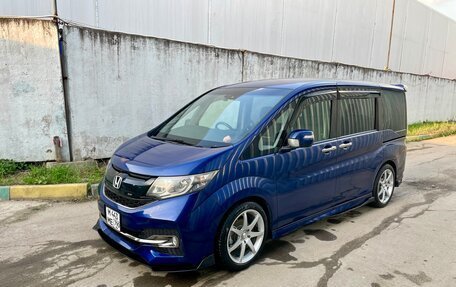 Honda Stepwgn IV, 2015 год, 2 249 000 рублей, 2 фотография