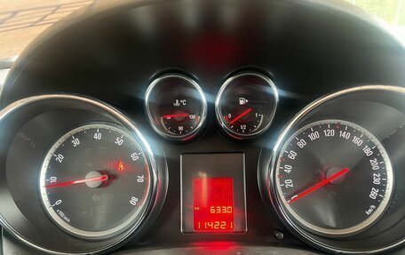 Opel Astra J, 2014 год, 727 000 рублей, 3 фотография